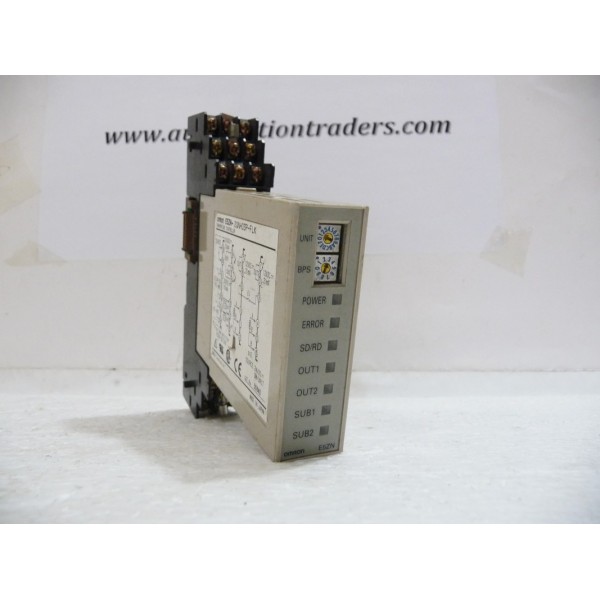 Temperature Controller with Base, E5ZN-2QNH03P-FLK, Omron